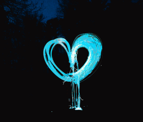 Image d'une cœur en lumière