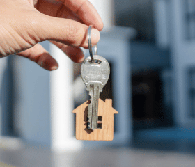 photo d'un porte-clé en forme de maison