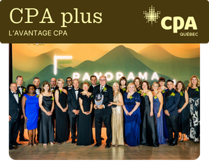 Photo de groupe des personnes de la soirée